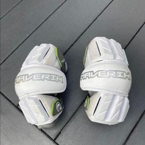 Lacrosse elbow pads
